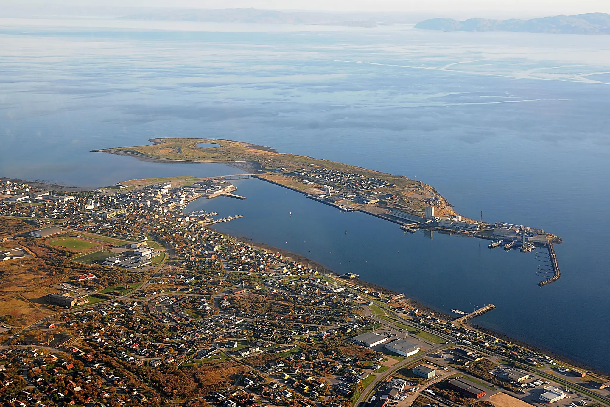Flyfoto av Vadsø by.